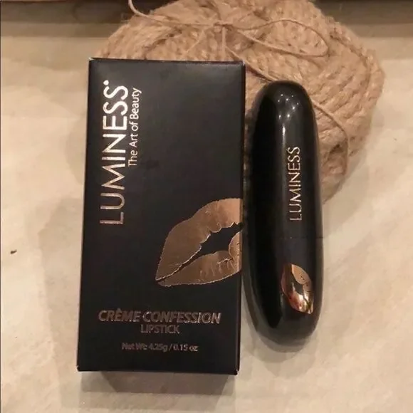 NEW Luminess creme confession lipstick in Red Cape - Picture 3 of 6